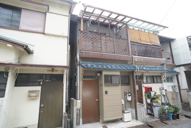 鶴の荘連棟の外観