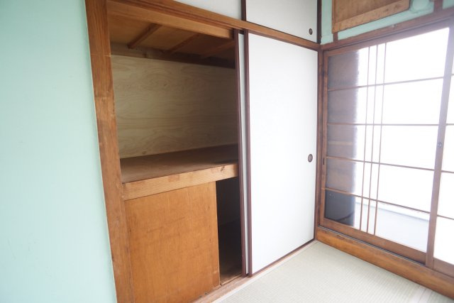 鶴の荘連棟の収納