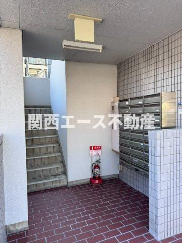 【エントランス】 | 野崎駅前ビル