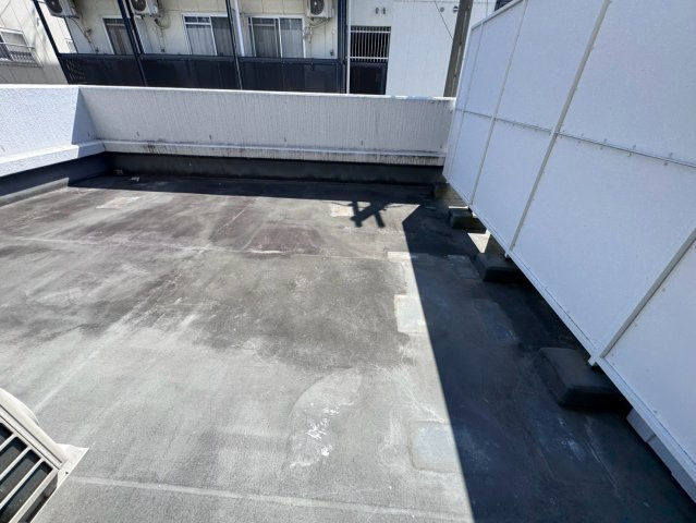 【バルコニー】 | 野崎駅前ビル
