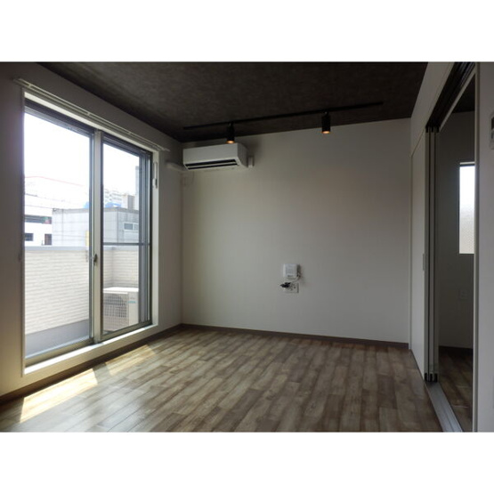 【内装】Gallery庄内通(ギャラリーショウナイドオリ)