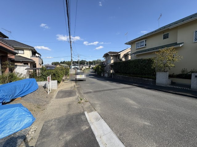 【前面道路含む現地写真】 | 比企郡小川町東小川5丁目　いろどりアイタウン　新築戸建　全1棟　1号棟 | 10/3撮影