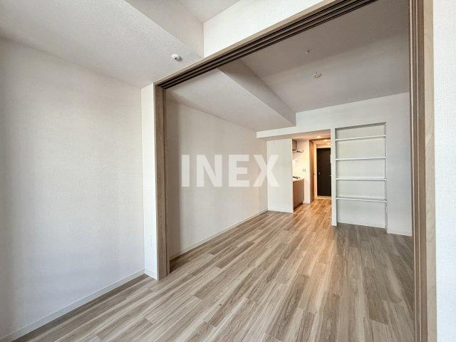 横浜市中区住吉町３丁目の賃貸マンションの居間・リビング