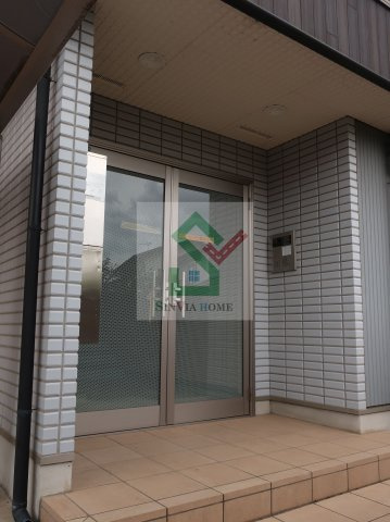ステーションサイドあざみのエントランス