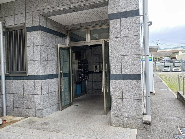 エアリーヒルズ芦屋のエントランス