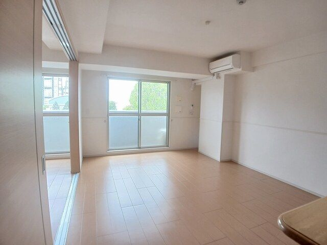 エアリーヒルズ芦屋の居間・リビング