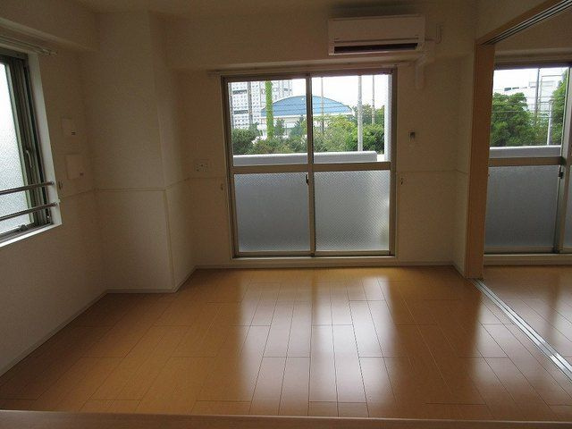 エアリーヒルズ芦屋の居間・リビング