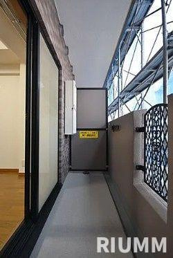 【バルコニー】 | Ｔ＆Ｇ東池袋マンション