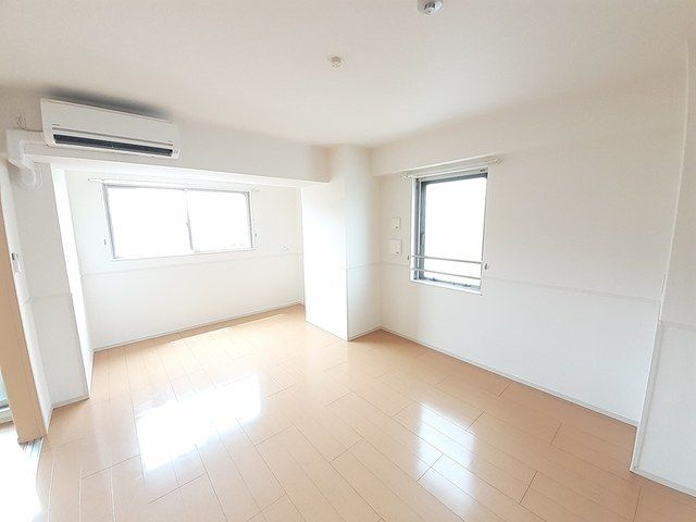 エアリーヒルズ芦屋の居間・リビング