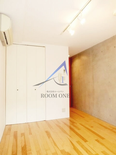 ＭＯＤＵＬＯＲ小豆沢公園の居間・リビング|洋室のお部屋です。