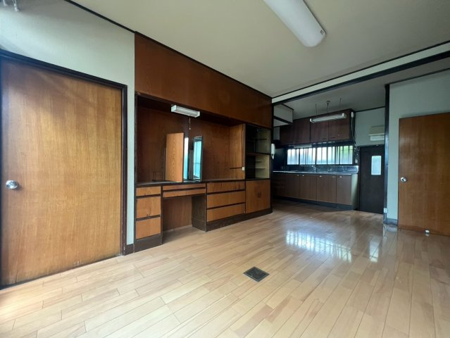 【居間・リビング】 | 茅ヶ崎市東海岸南（平屋2SLDK貸家）