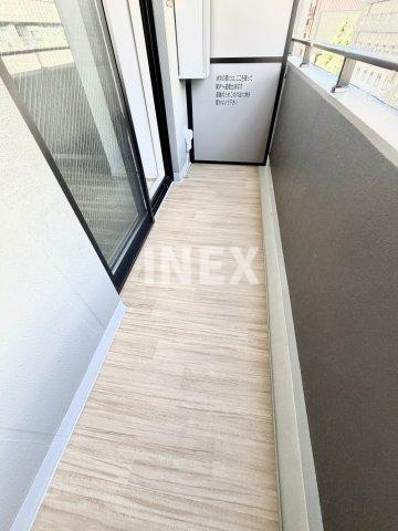 横浜市中区住吉町３丁目の賃貸マンションのバルコニー