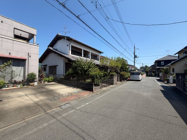 【前面道路含む現地写真】 | 本庄市四季の里3丁目　中古戸建