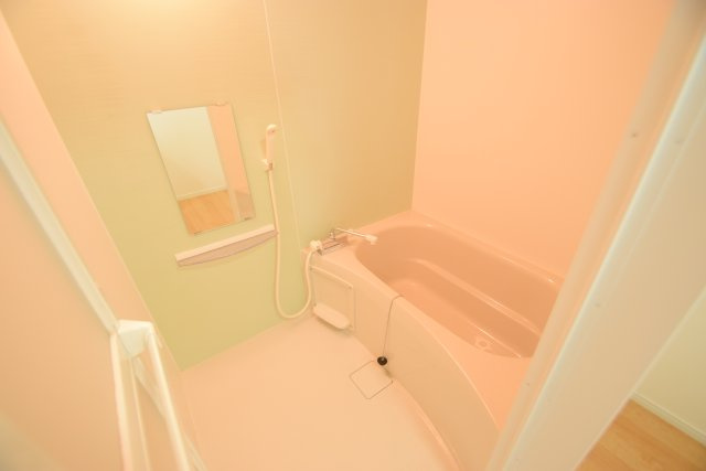 【浴室】 | コンパクトで使いやすいお風呂です