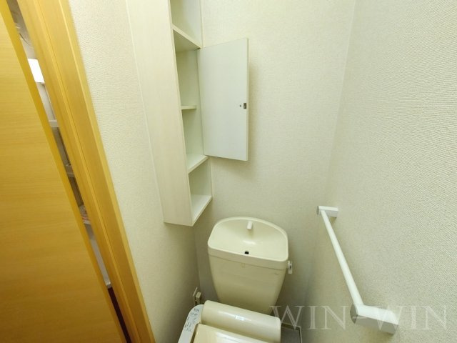アン シャトンのトイレ