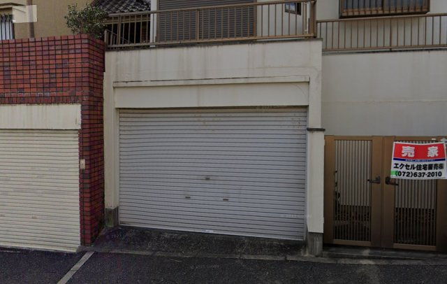 緑が丘２丁目戸建の駐車場