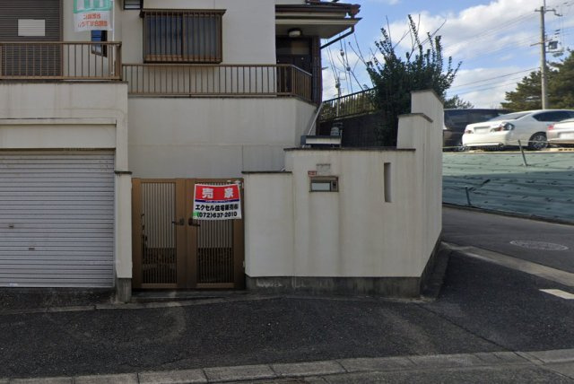 緑が丘２丁目戸建のエントランス