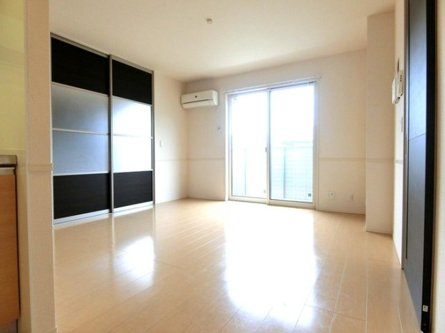 【居間・リビング】サンクレール 