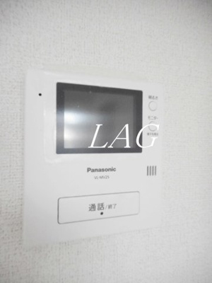 【セキュリティ】 | ソレアード南流山 | モニター付きインターホンです。