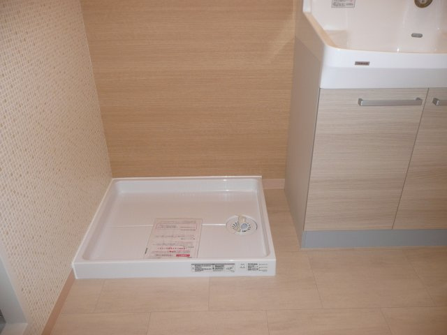 コーラル武庫之荘の洗面所|洗濯機置場