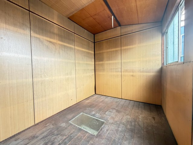 生野区勝山南4丁目の洋室