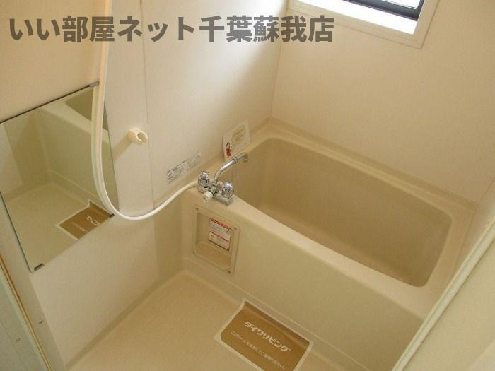 ひばり野ハイツ　Ｂの浴室|日々の疲れを癒すお風呂付です