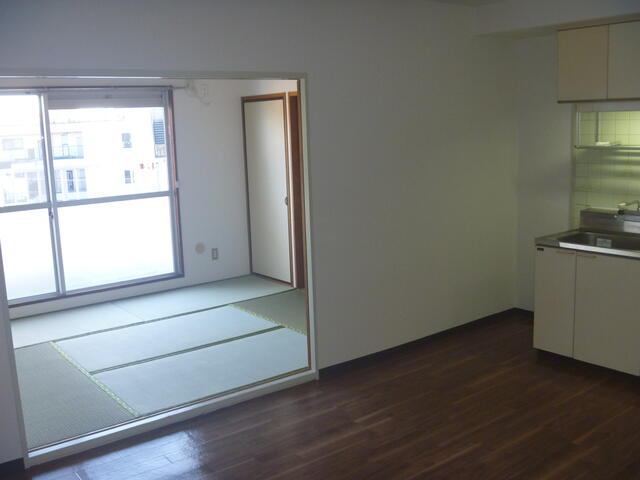 【居間・リビング】 | マルヤスビル