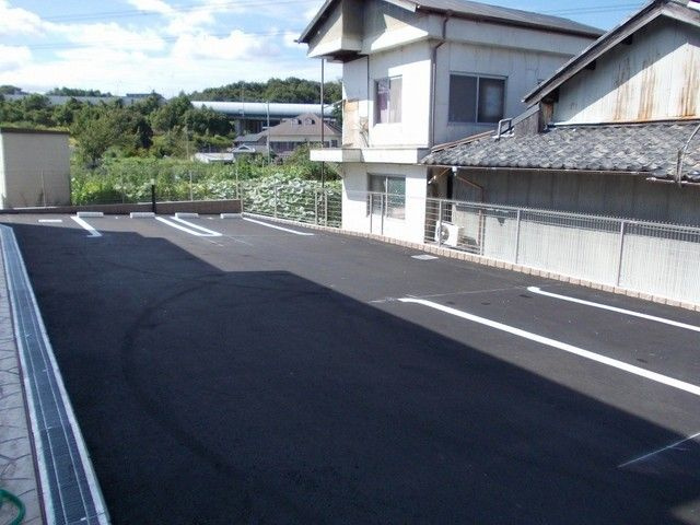 アクティブ　ユウの駐車場