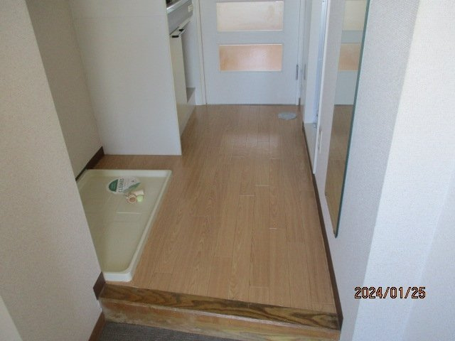 パールマンション白山の玄関