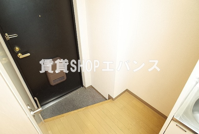 【玄関】 | ベイステート安間