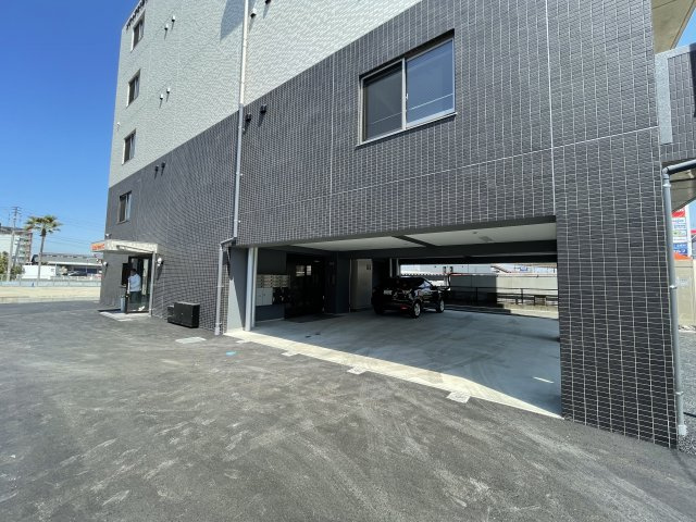 ソフィア21新合川の駐車場