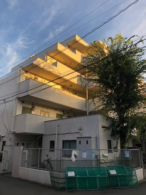 トップ大倉山の外観