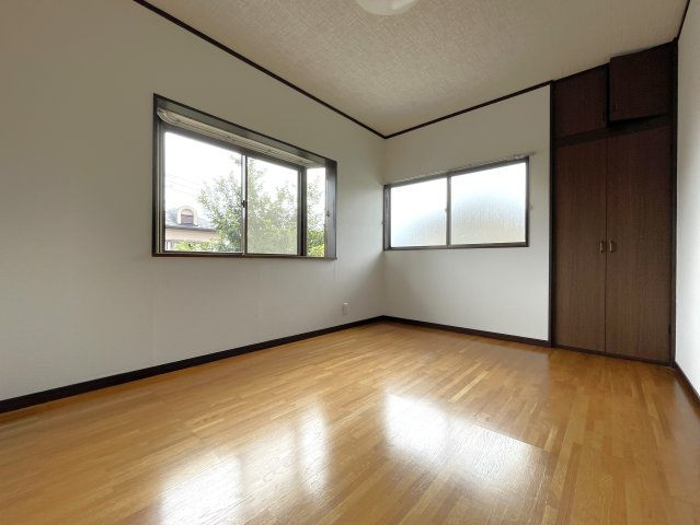 白子町北日当戸建の洋室
