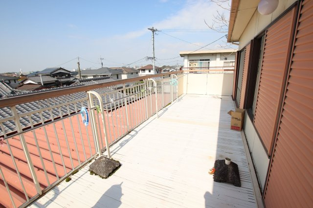 久留米市高良内町　中古戸建のバルコニー|陽当たり良好なバルコニーです