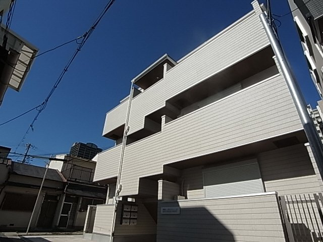 神戸市長田区久保町７丁目のアパートの外観