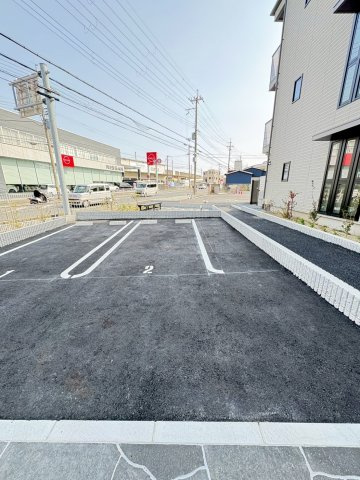 Casa Felice UNOBE (カサ フェリ-チェ 宇野辺)の駐車場