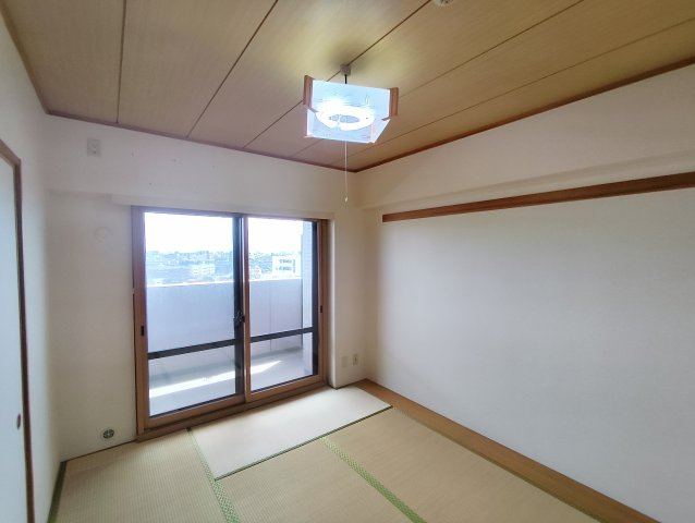 メイツ新小岩の和室