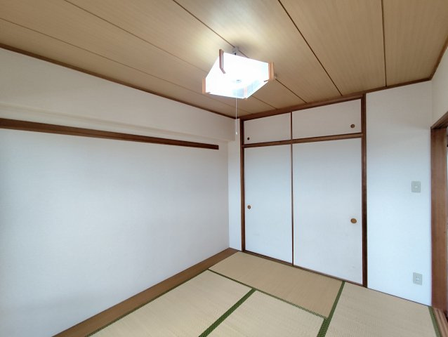 メイツ新小岩の和室