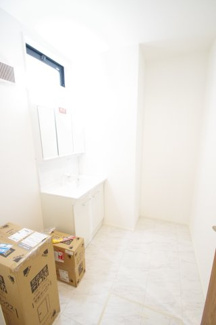 【内観：施工例】 | 【仲介手数料無料！！】日野市日野台4丁目　新築戸建て（全1棟）1号棟　4990万円