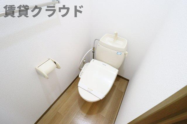 トカトカハウスのトイレ|コンパクトで使いやすいトイレです