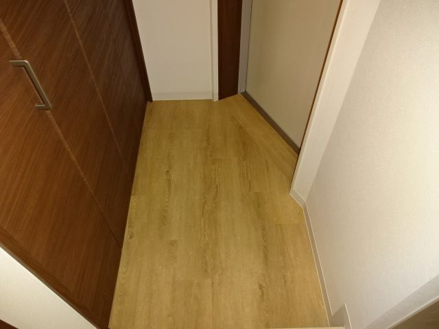パークレーン西大島の玄関