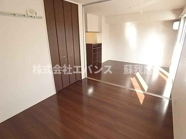 【洋室】 | エアフォルク | ゆったりした洋室です
