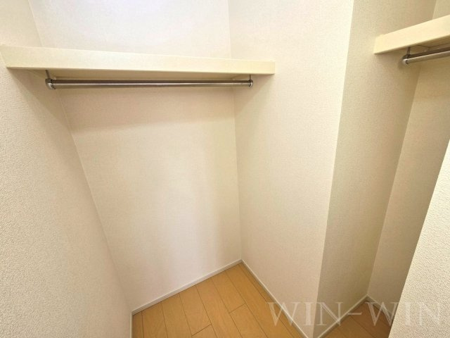アイランド花月 Ⅲの収納
