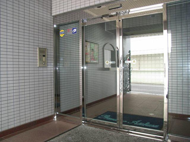【エントランス】