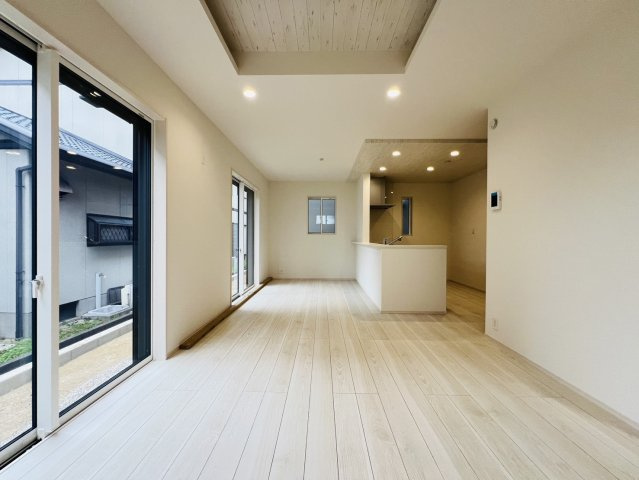 知多郡東浦町石浜田之助6番34『仲介手数料無料』新築一戸建て・建売の居間・リビング