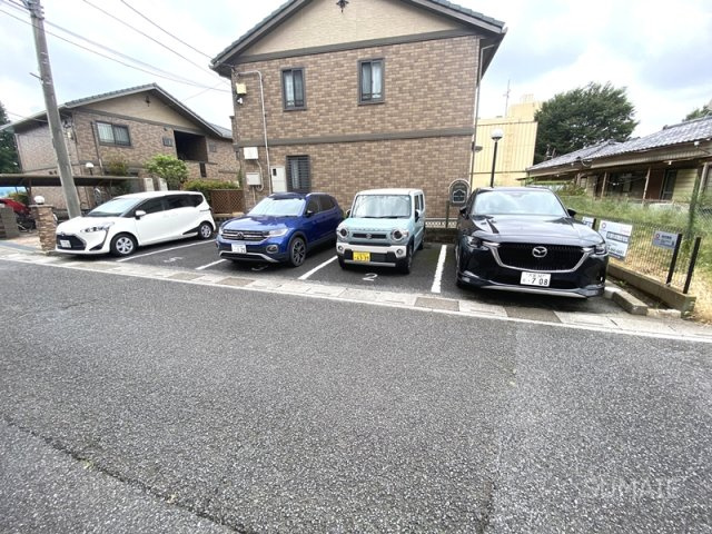 メゾンエスポワールAの駐車場|駐車スペース☆彡