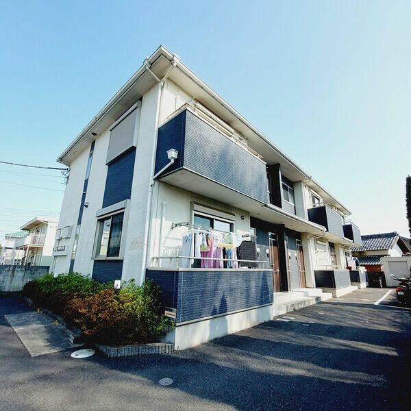 Ｌａ・Ｐｕｅｎｔｅ（ラ・プエンテ）の外観
