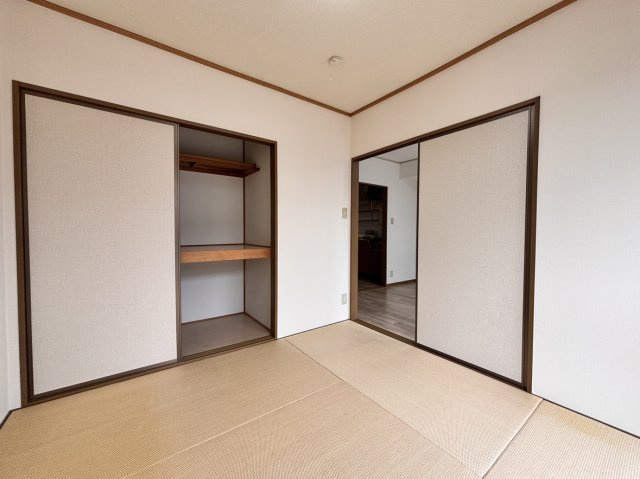メゾンひろ　C棟