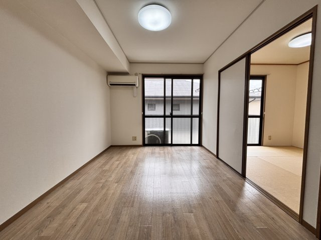 岡山市北区辛川市場のアパート