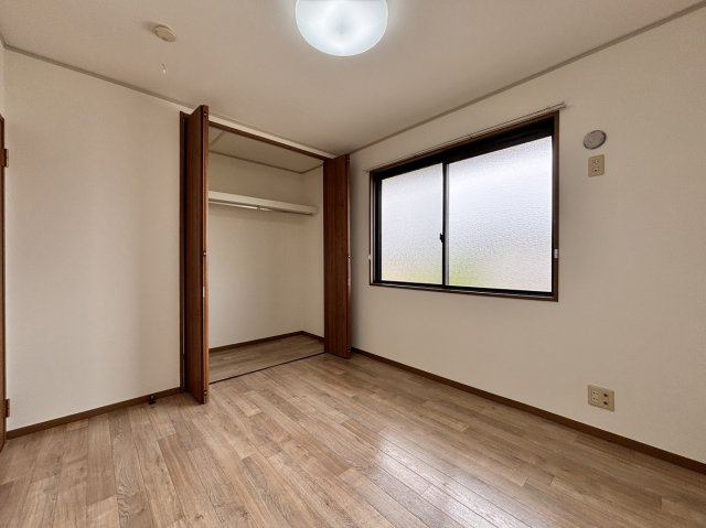 岡山市北区辛川市場のアパートの収納